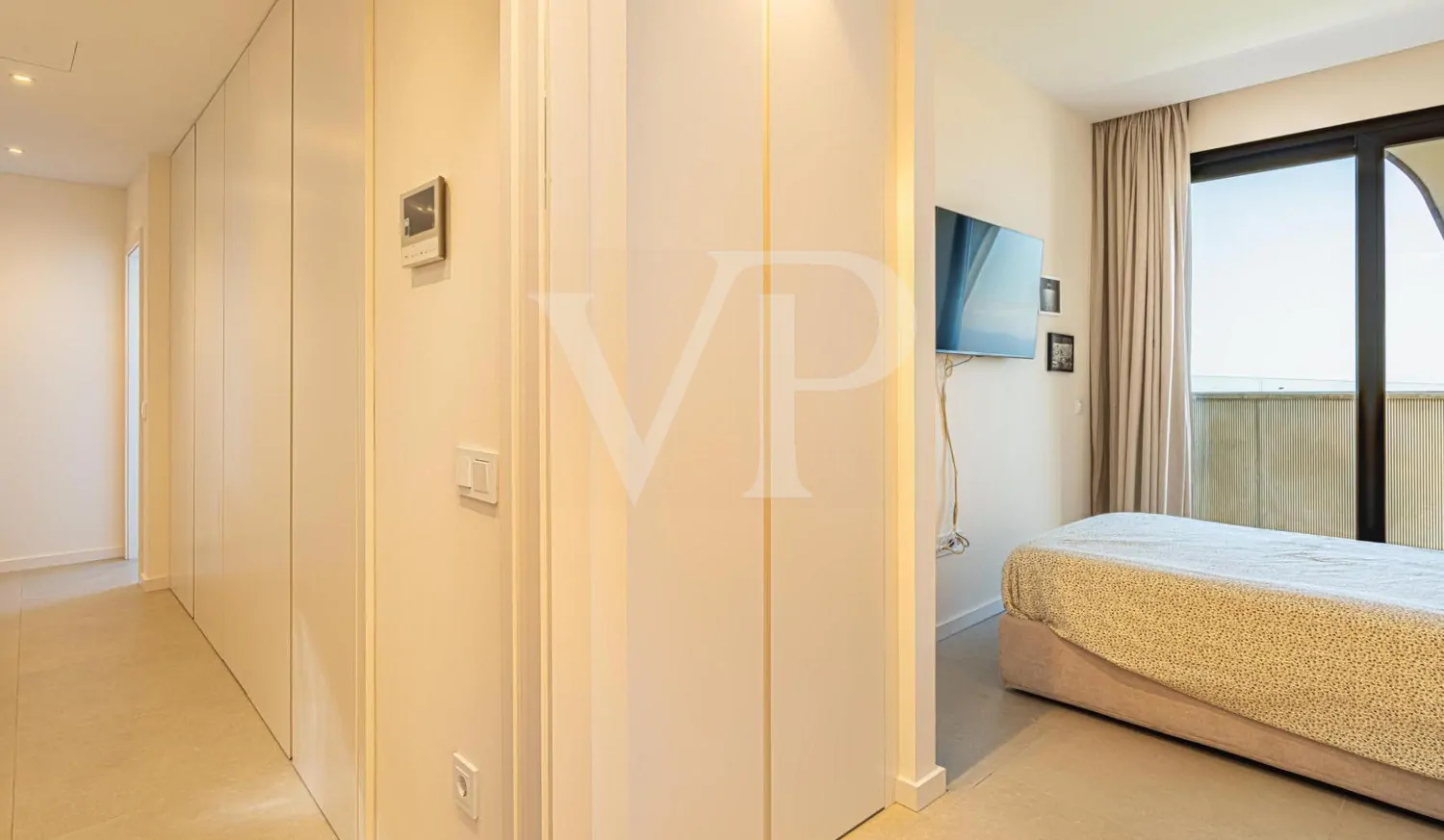 Exklusive Design-Villa mit Luxusausstattung und Traumblick auf das Meer