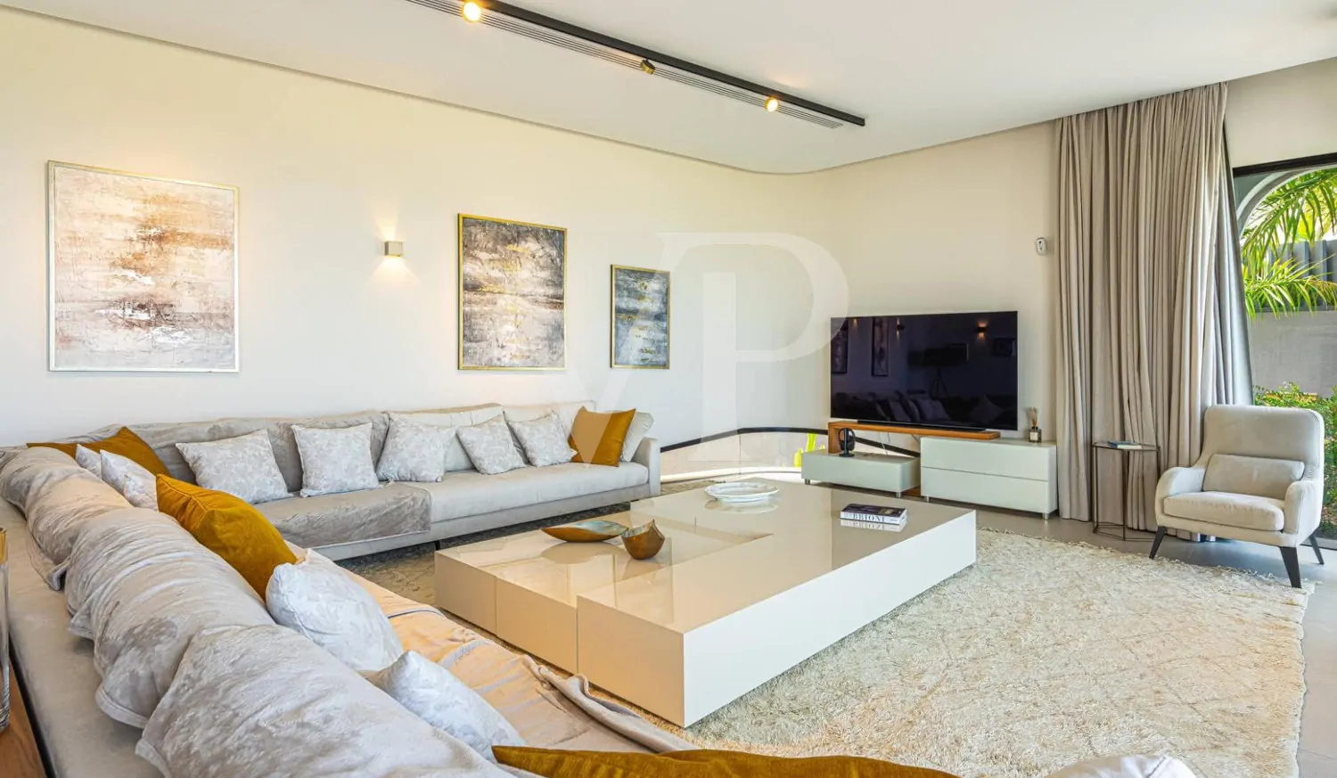 Exklusive Design-Villa mit Luxusausstattung und Traumblick auf das Meer