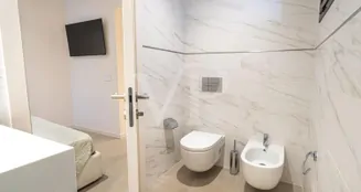 von_poll_real_estate_property_ES243184838_image_47