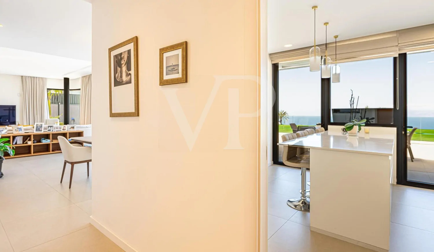 Exklusive Design-Villa mit Luxusausstattung und Traumblick auf das Meer