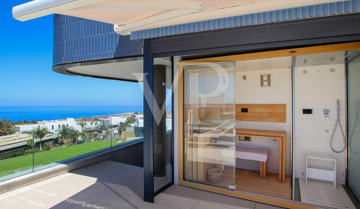 Exklusive Design-Villa mit Luxusausstattung und Traumblick auf das Meer