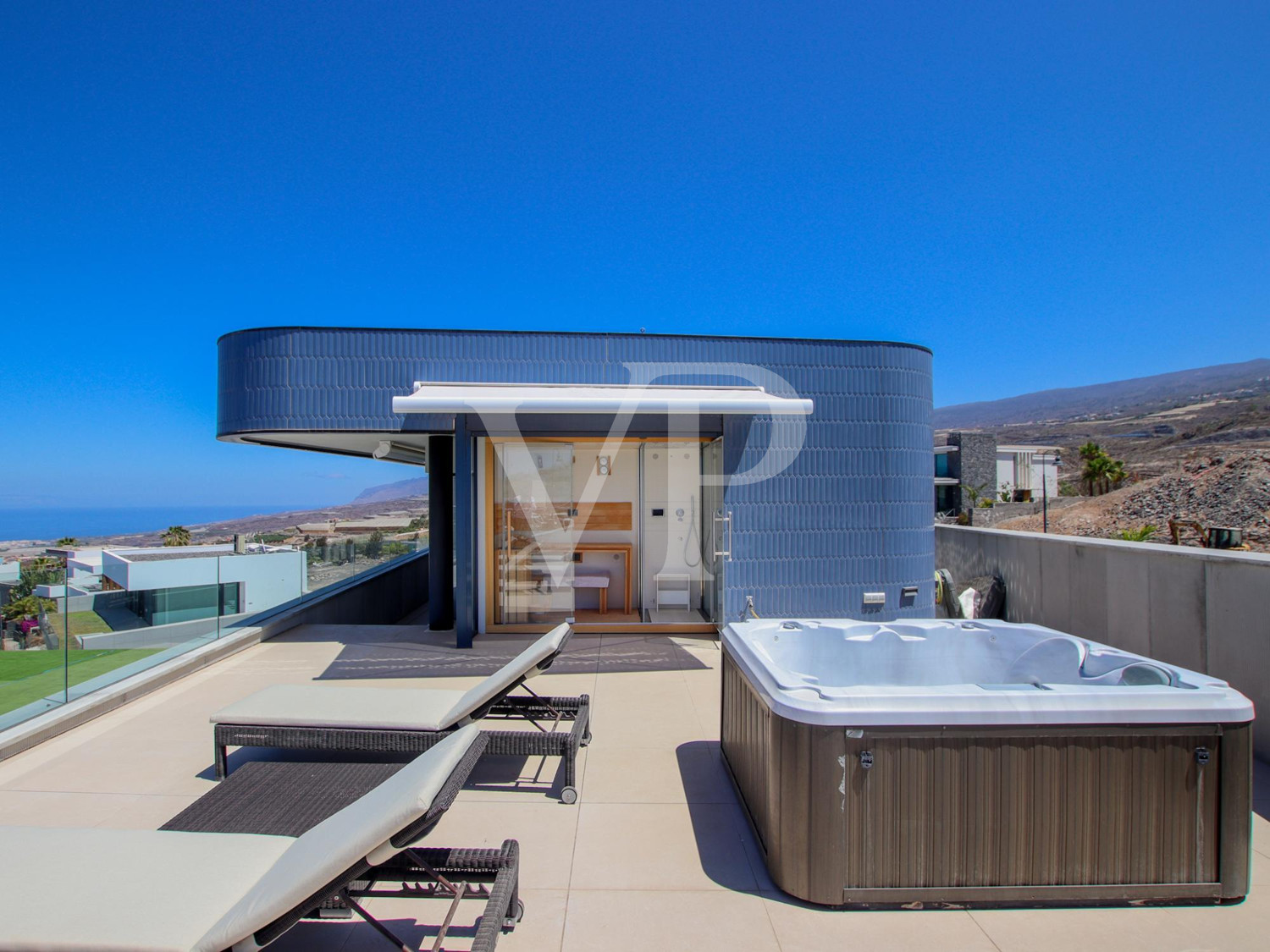 Exklusive Design-Villa mit Luxusausstattung und Traumblick auf das Meer