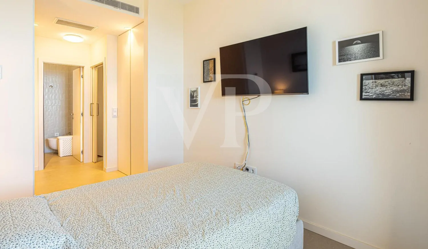 Exklusive Design-Villa mit Luxusausstattung und Traumblick auf das Meer