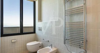 von_poll_real_estate_property_ES243184838_image_72