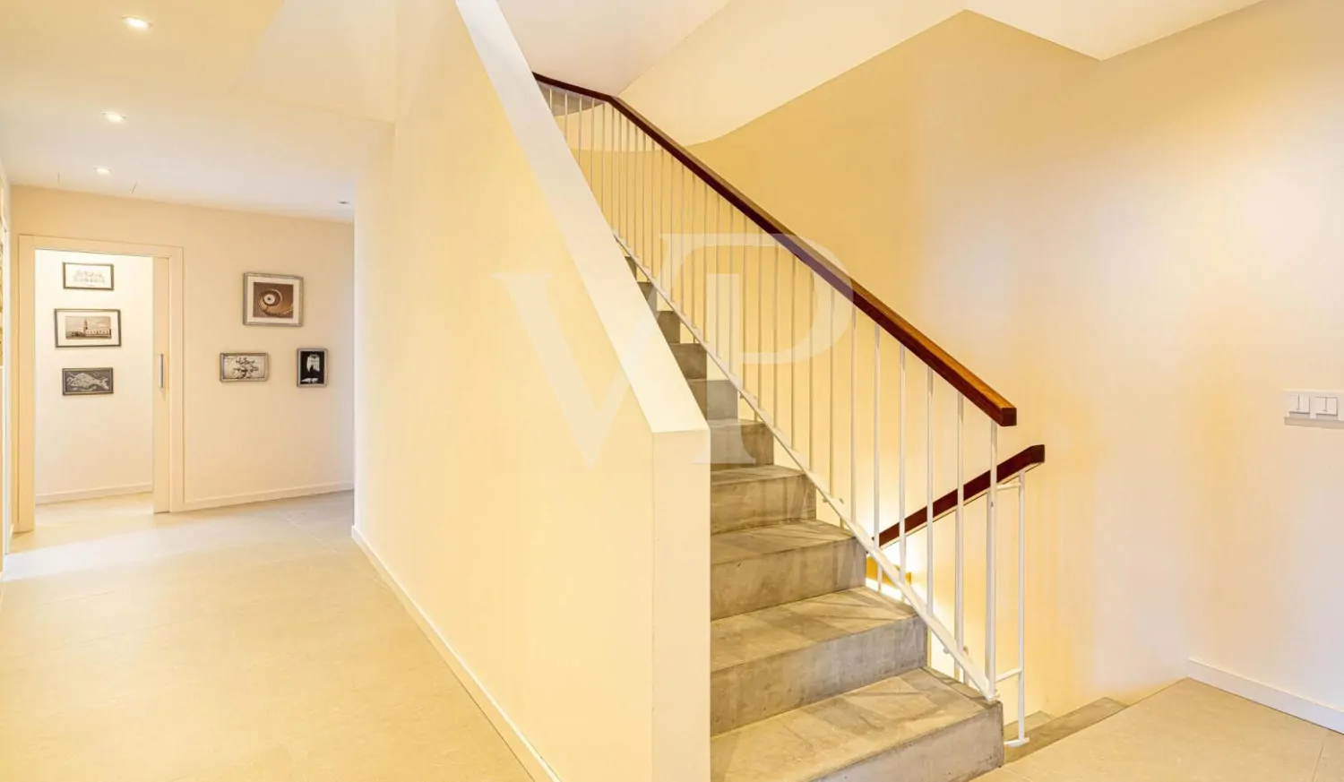 Exklusive Design-Villa mit Luxusausstattung und Traumblick auf das Meer