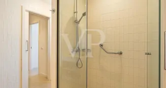 von_poll_real_estate_property_ES243184838_image_32