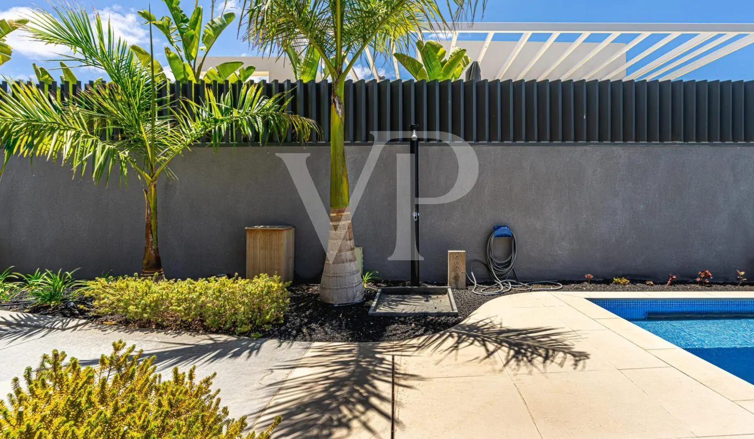 Exklusive Design-Villa mit Luxusausstattung und Traumblick auf das Meer