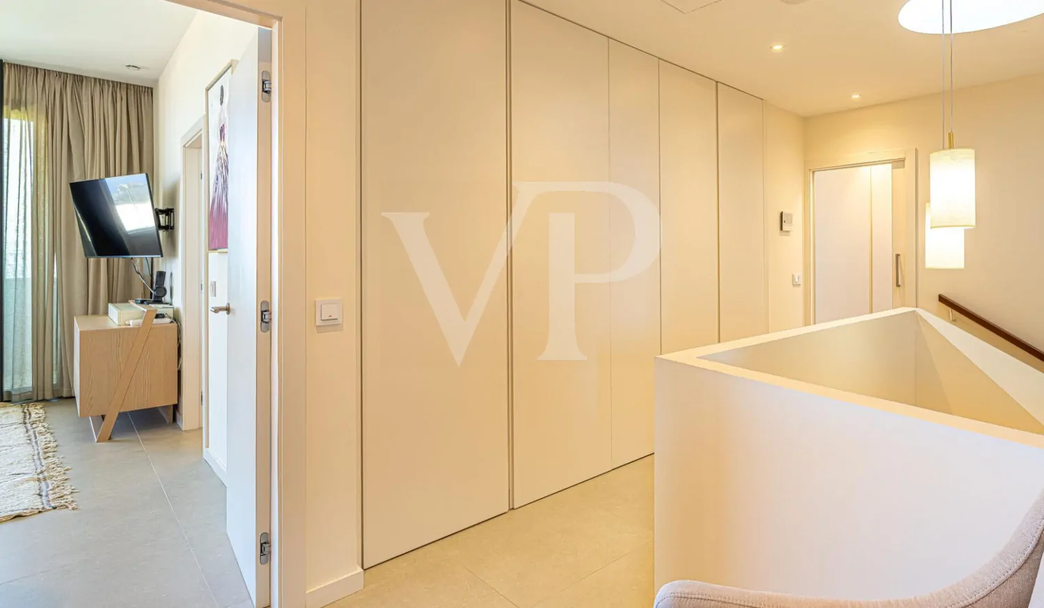 Exklusive Design-Villa mit Luxusausstattung und Traumblick auf das Meer