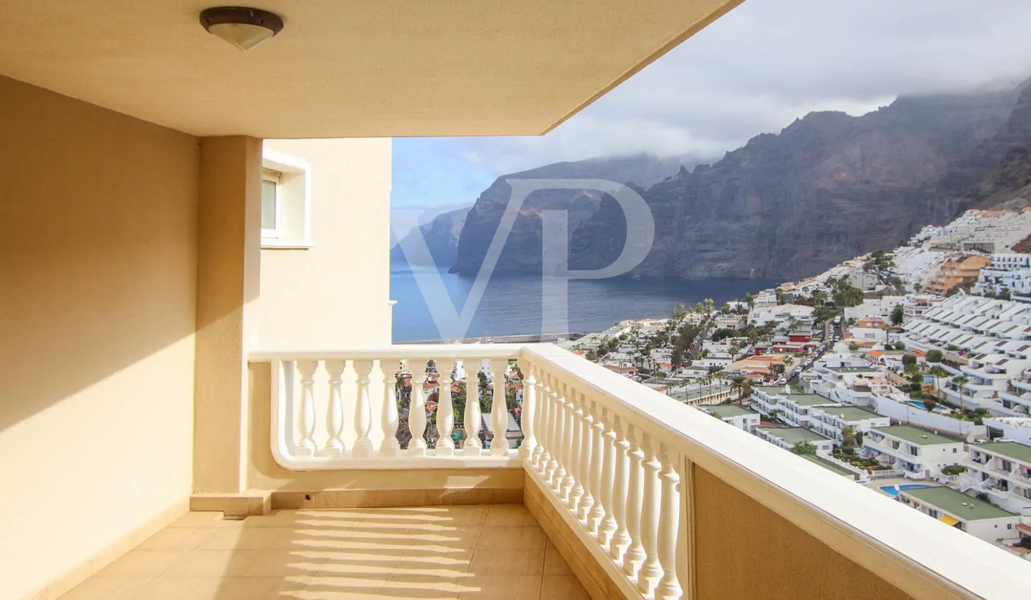 Penthouse with breathtaking views in Los Gigantes