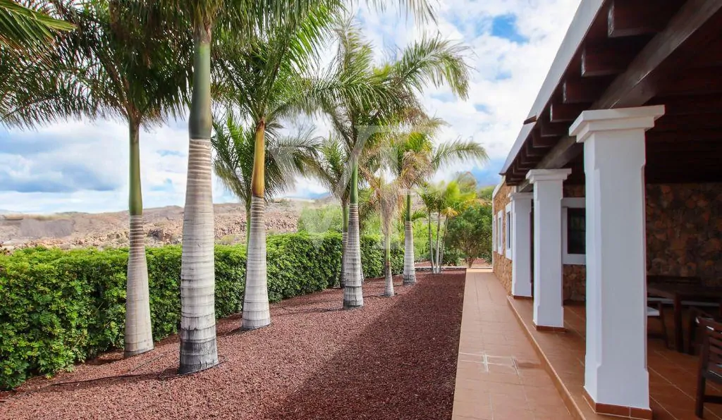 Edle Finca mit Panoramablick und privatem Pool