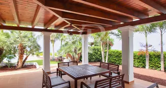 von_poll_real_estate_property_ES243184836_image_21