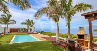 von_poll_real_estate_property_ES243184836_image_1