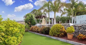 von_poll_real_estate_property_ES243184836_image_8