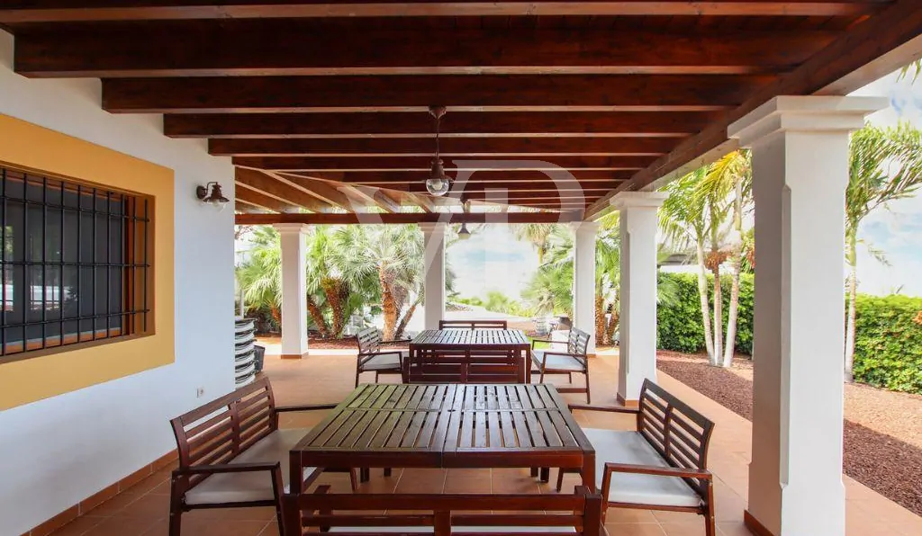 Edle Finca mit Panoramablick und privatem Pool