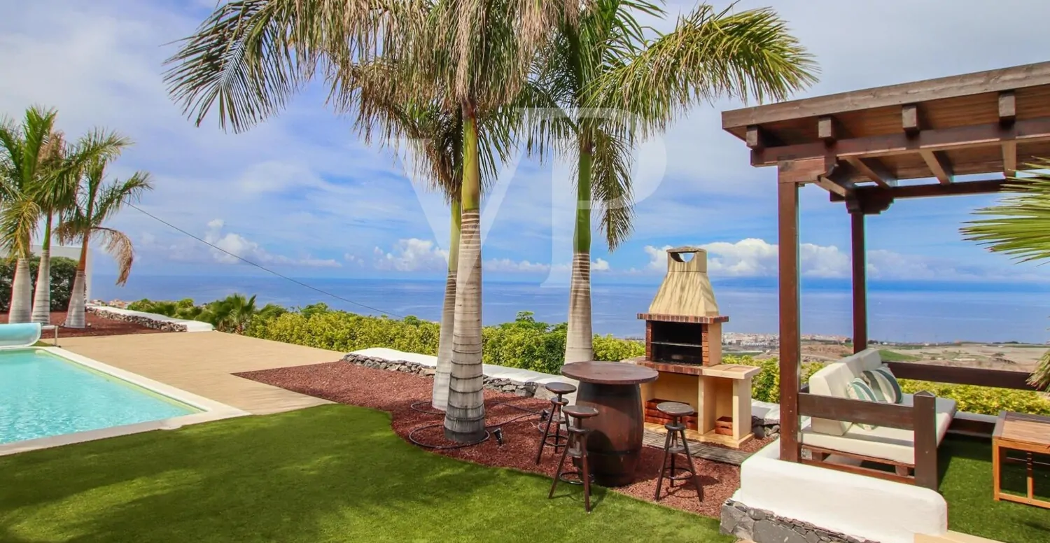 Edle Finca mit Panoramablick und privatem Pool