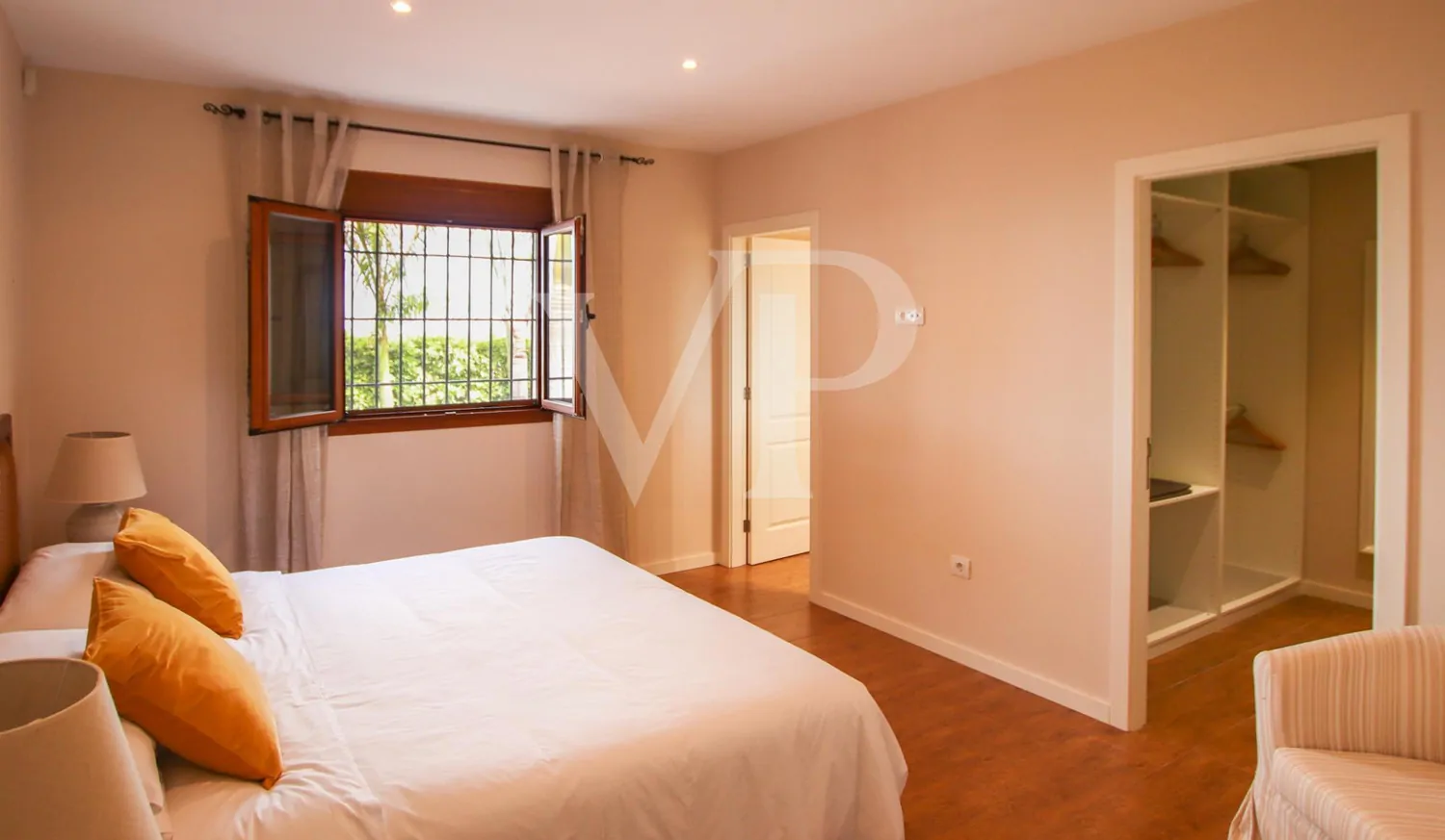 Edle Finca mit Panoramablick und privatem Pool