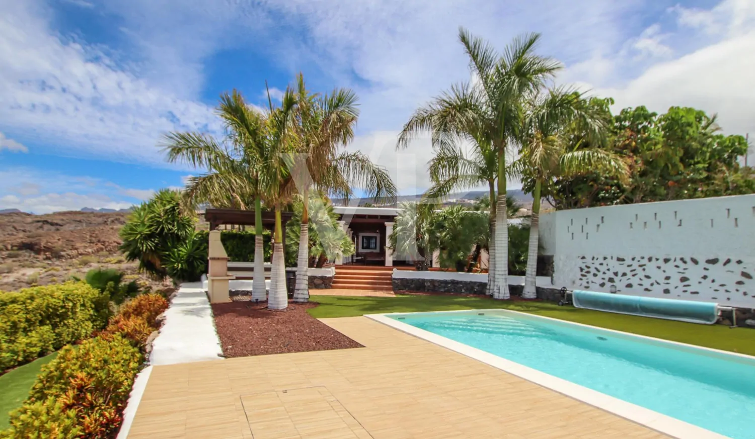 Edle Finca mit Panoramablick und privatem Pool