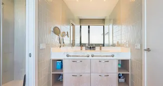 von_poll_real_estate_property_ES243184838_image_234