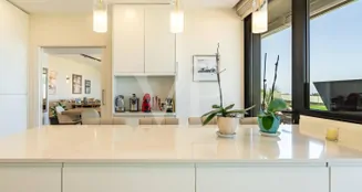 von_poll_real_estate_property_ES243184838_image_187