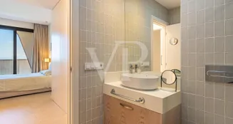 von_poll_real_estate_property_ES243184838_image_226