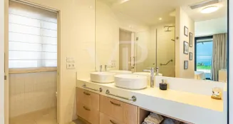 von_poll_real_estate_property_ES243184838_image_195