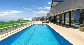 von_poll_real_estate_property_ES243184838_image_166