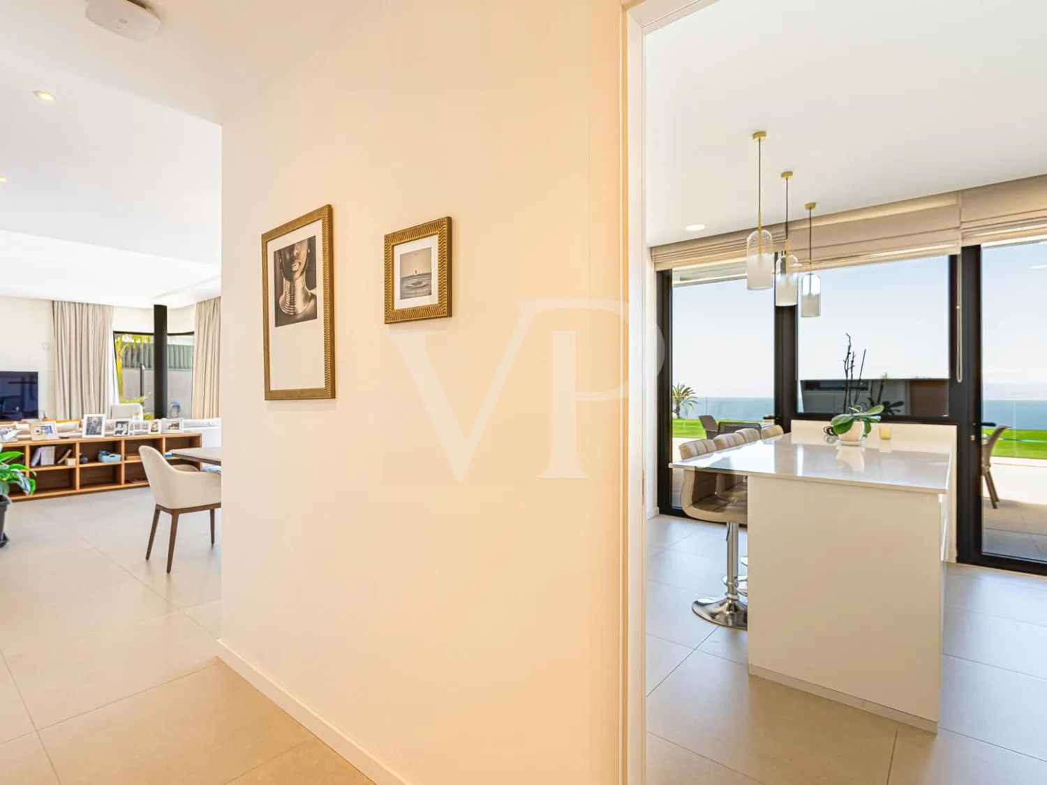 Exklusive Design-Villa mit Luxusausstattung und Traumblick auf das Meer