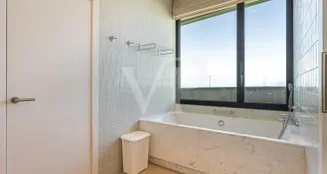 von_poll_real_estate_property_ES243184838_image_237