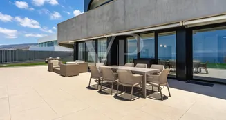 von_poll_real_estate_property_ES243184838_image_171