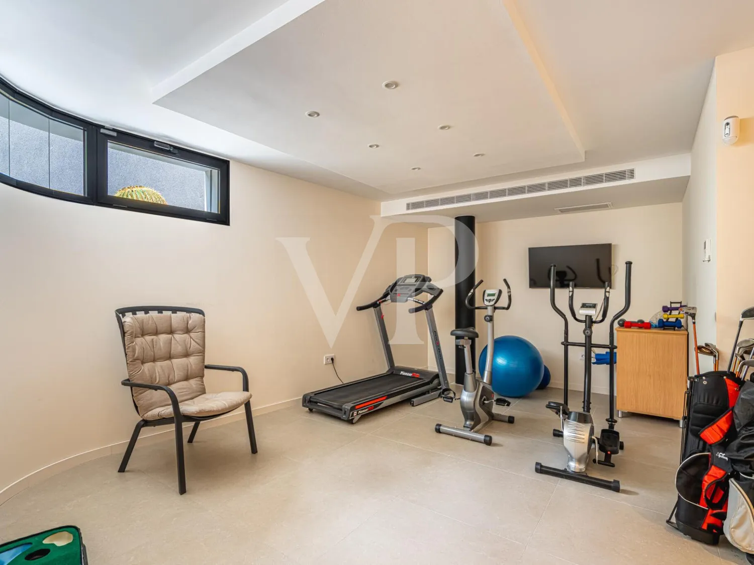 Exklusive Design-Villa mit Luxusausstattung und Traumblick auf das Meer