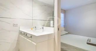 von_poll_real_estate_property_ES243184838_image_210