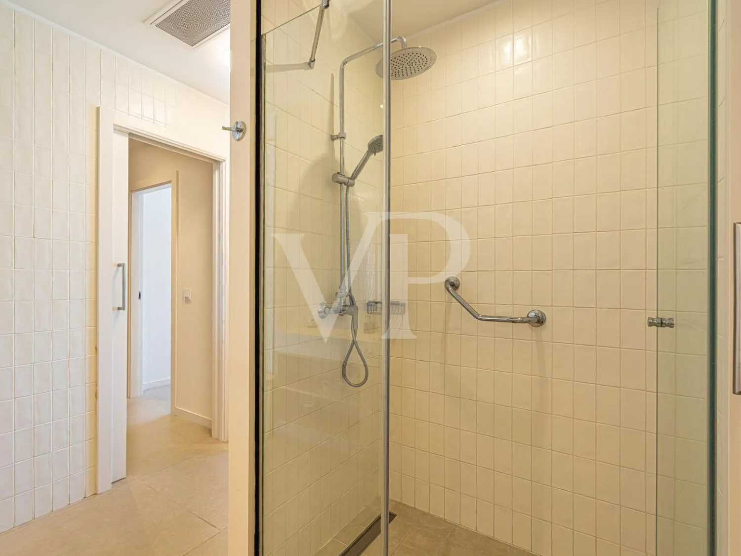 Exklusive Design-Villa mit Luxusausstattung und Traumblick auf das Meer