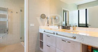 von_poll_real_estate_property_ES243184838_image_233