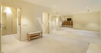 von_poll_real_estate_property_ES223184024_image_163