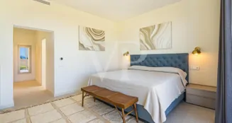 von_poll_real_estate_property_ES223184024_image_145