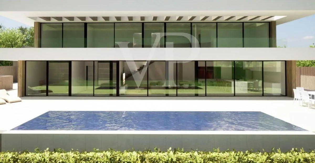 Eckgrundstück mit Projekt und Lizenz in Roque del Conde