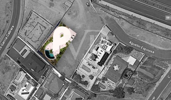 Plot with license to build the house of your dreams