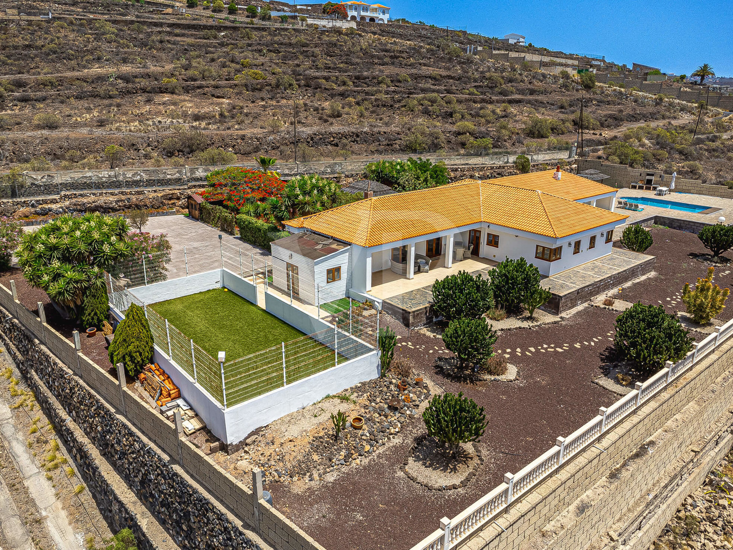 Finca de ensueño con vistas de ensueño y piscina privada - ¡Una verdadera joya en Tenerife!