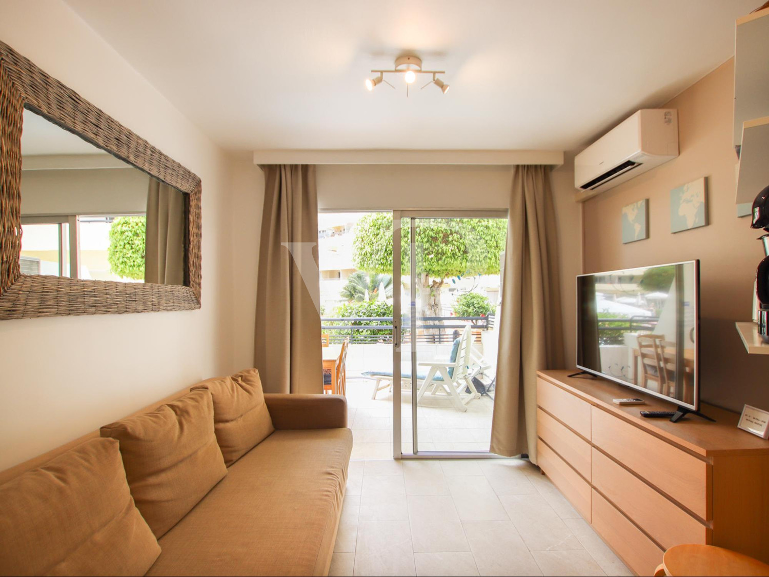 Bonito apartamento reformado en Costa Adeje