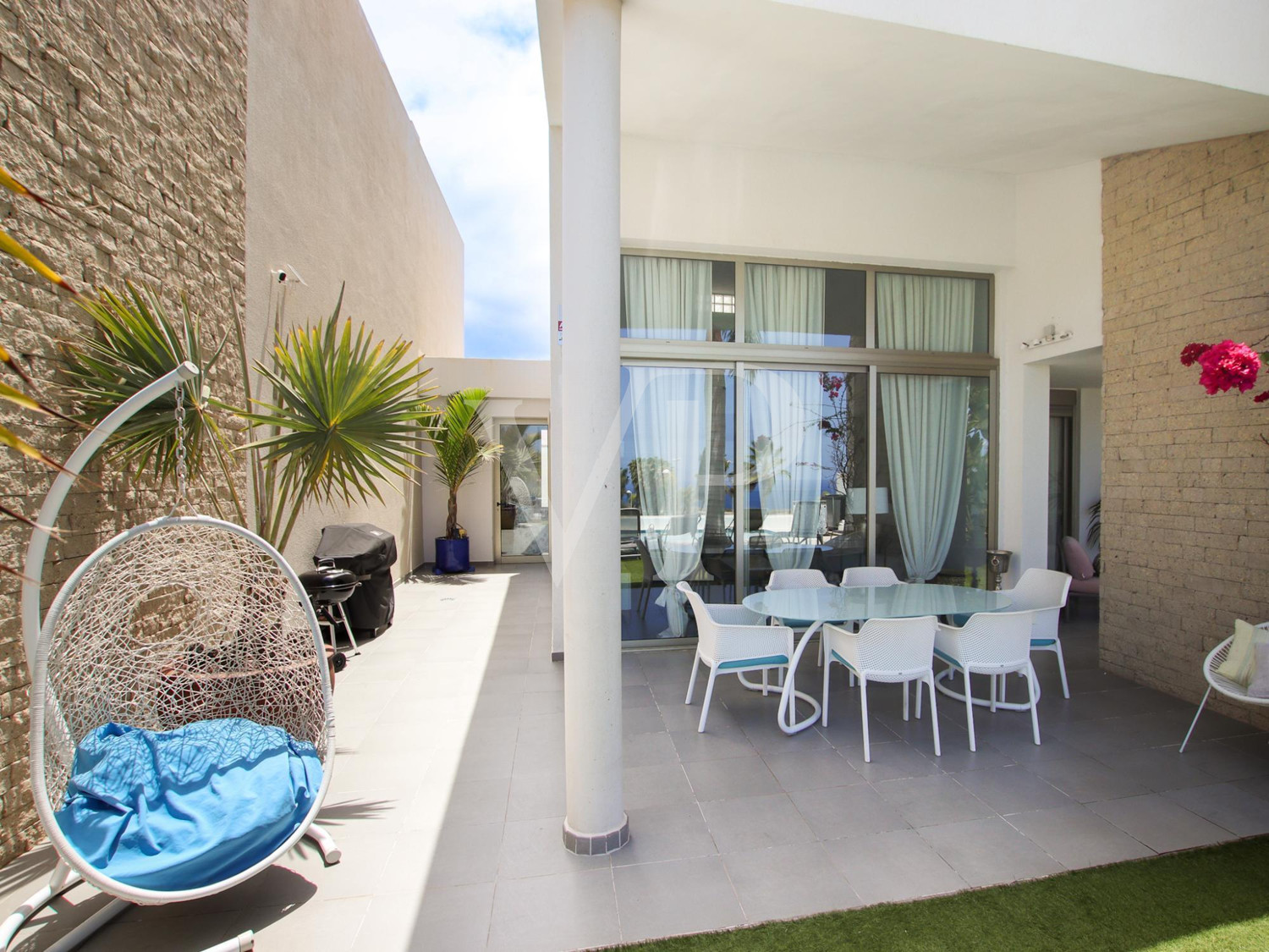 Perfect luxury lifestyle property in La Caleta