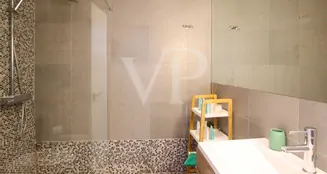 von_poll_real_estate_property_ES243184988_image_15