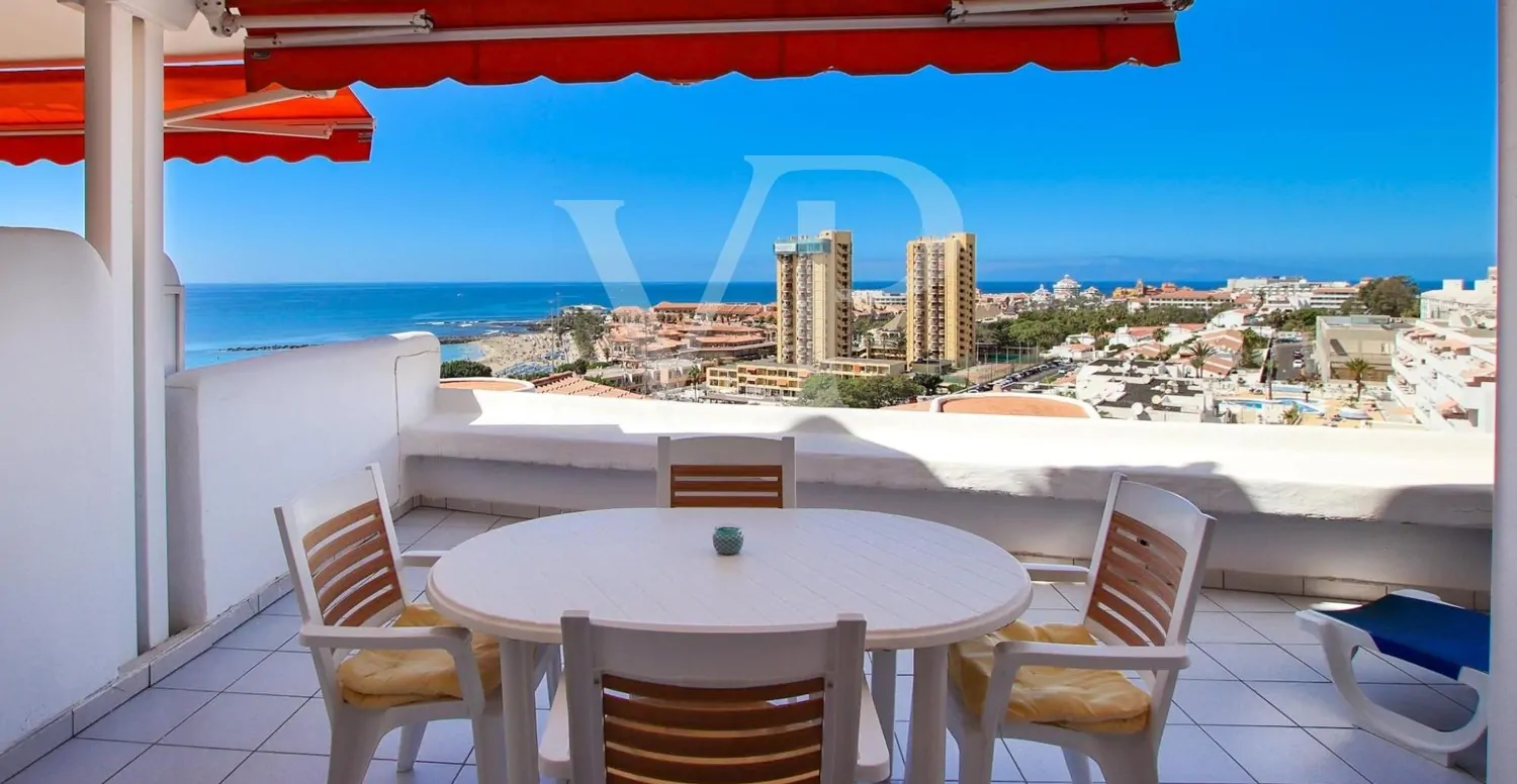 Encantador Apartamento con Vistas al Mar en Los Cristianos