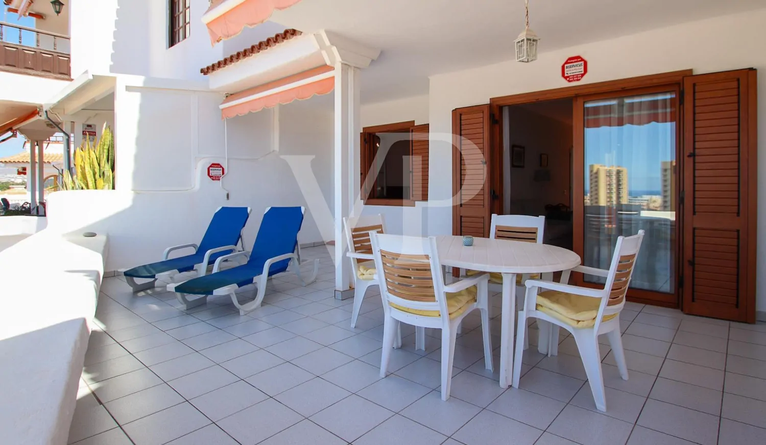 Encantador Apartamento con Vistas al Mar en Los Cristianos