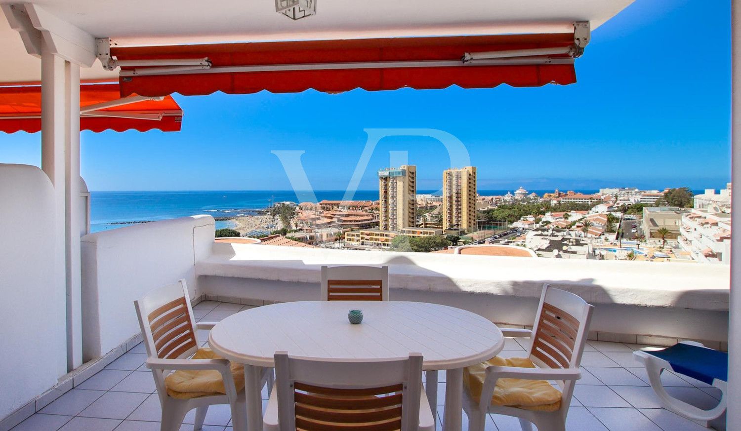 Encantador Apartamento con Vistas al Mar en Los Cristianos