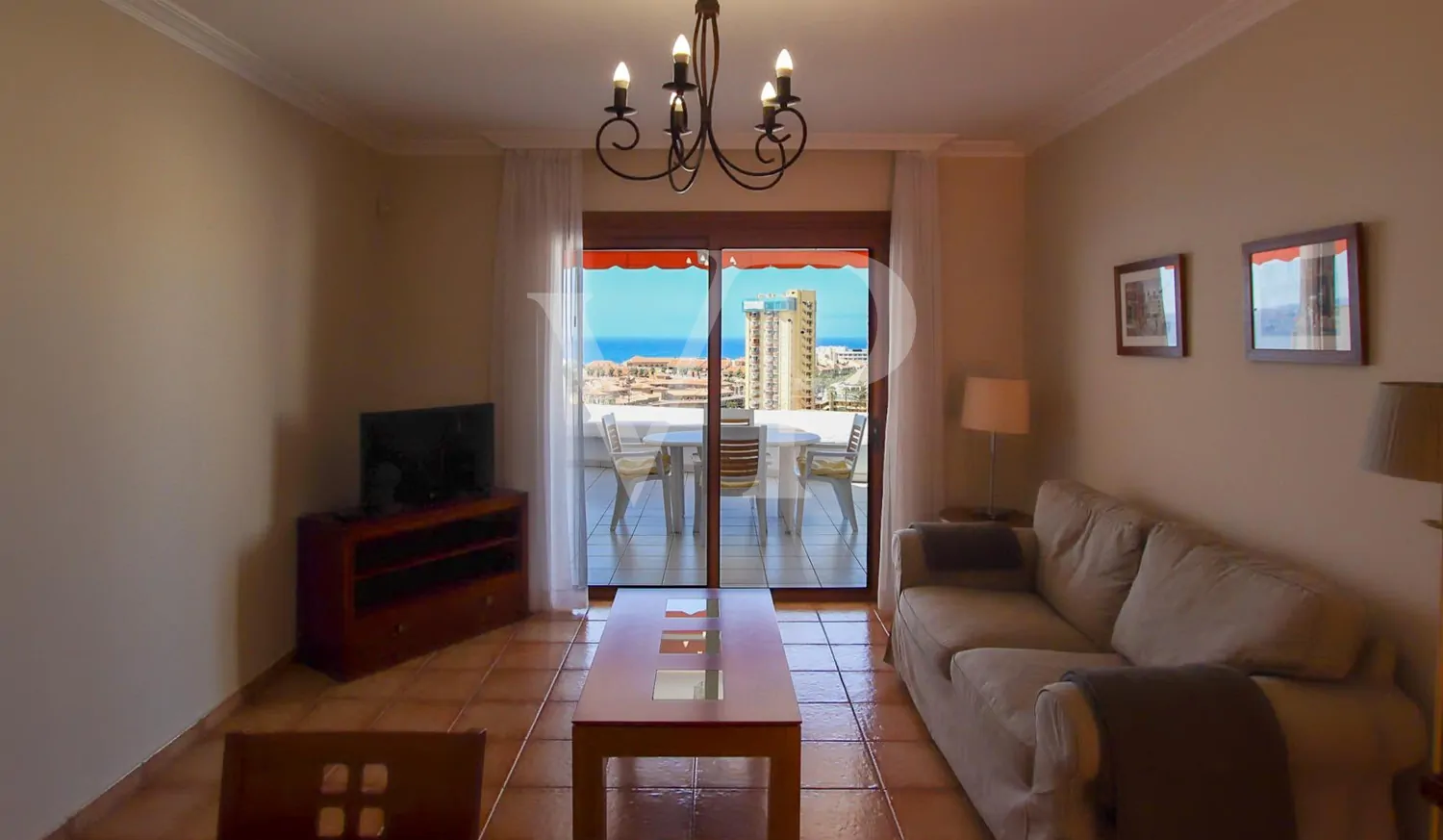 Encantador Apartamento con Vistas al Mar en Los Cristianos