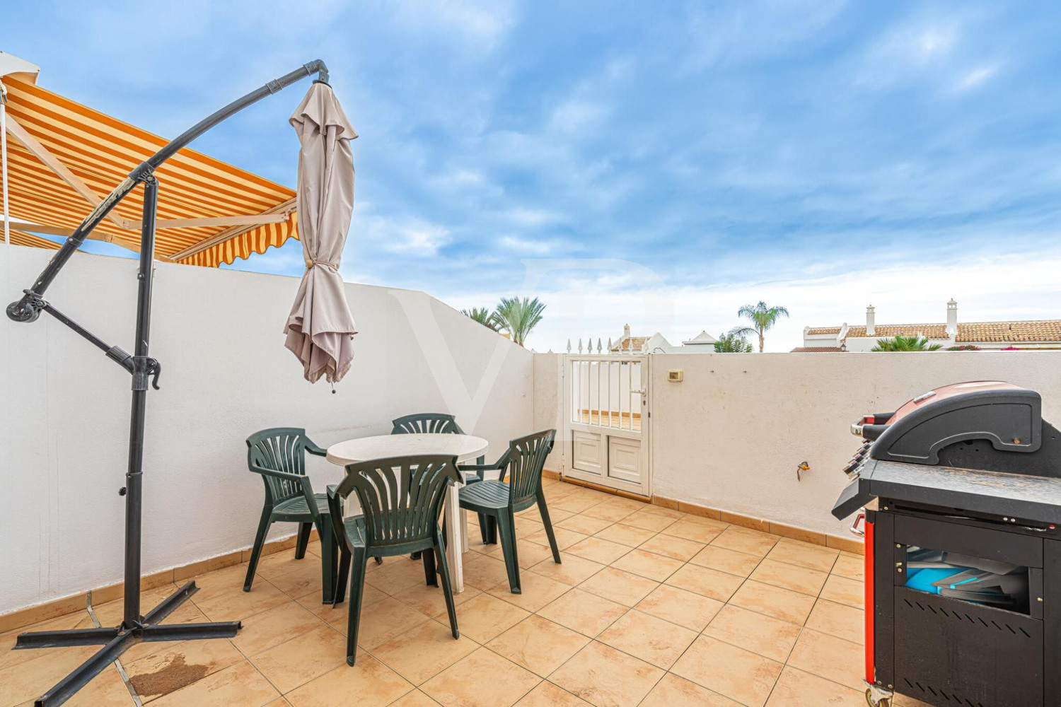 Bezaubernde Erdgeschosswohnung mit schönen Blick in Playa Paraiso