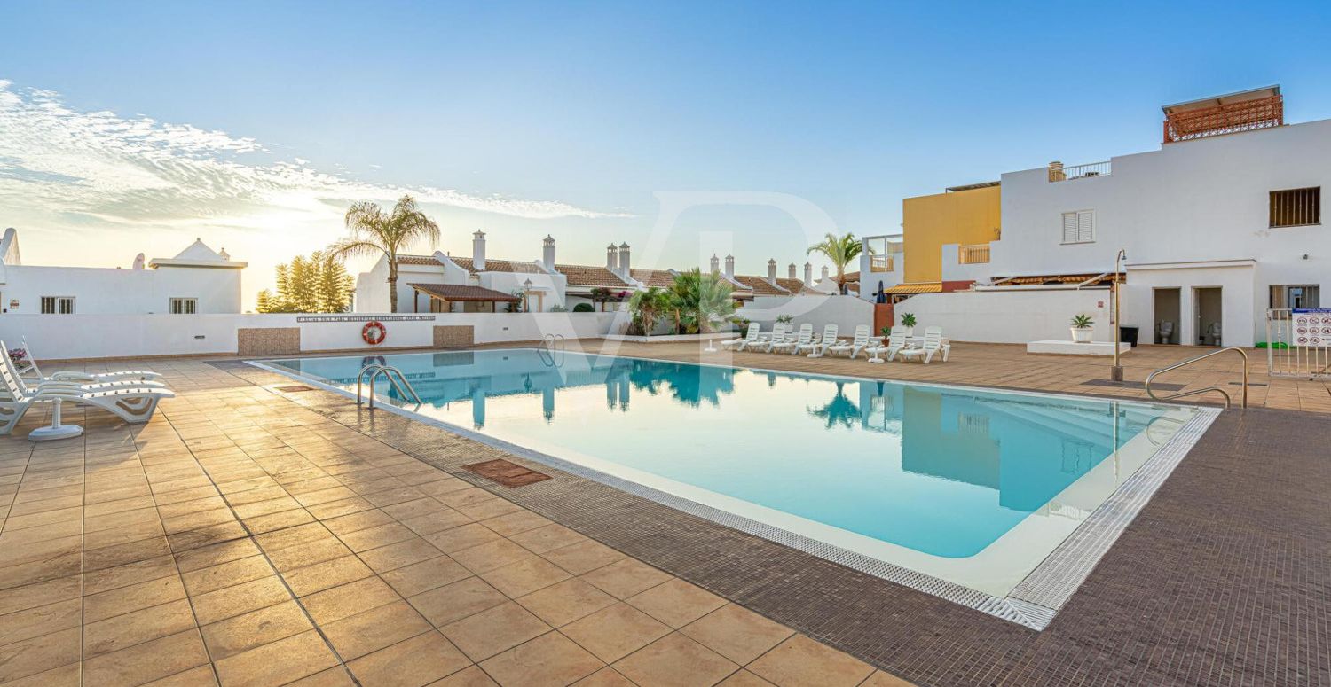 Magnificent ground floor apartment with views in Playa Paraíso
