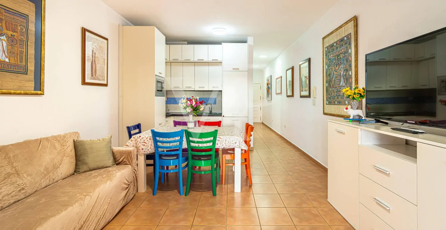 Bezaubernde Erdgeschosswohnung mit schönen Blick in Playa Paraiso