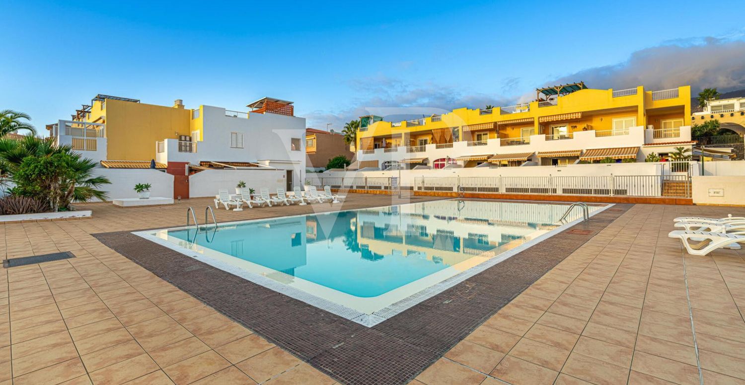 Magnificent ground floor apartment with views in Playa Paraíso