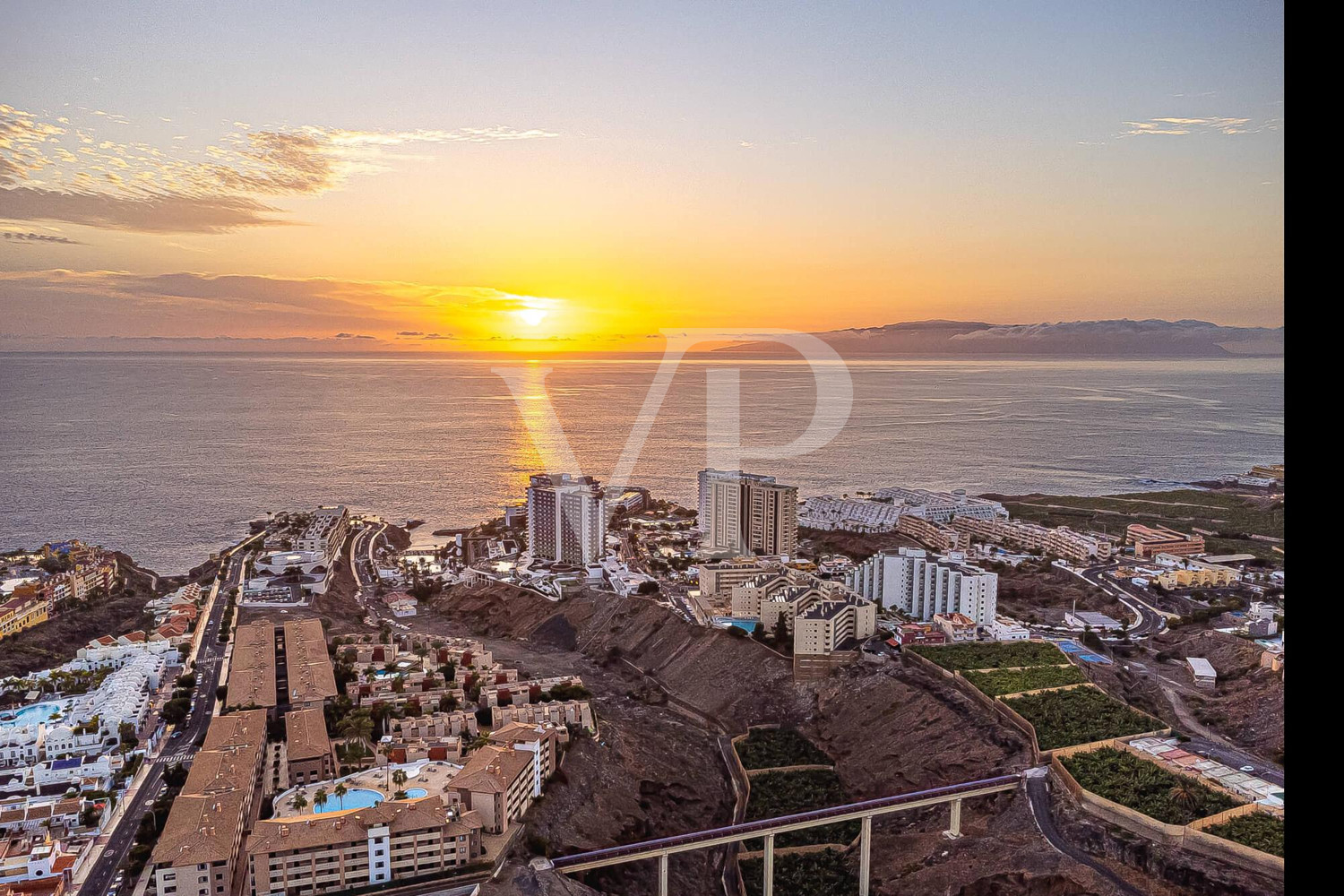 Magnificent ground floor apartment with views in Playa Paraíso